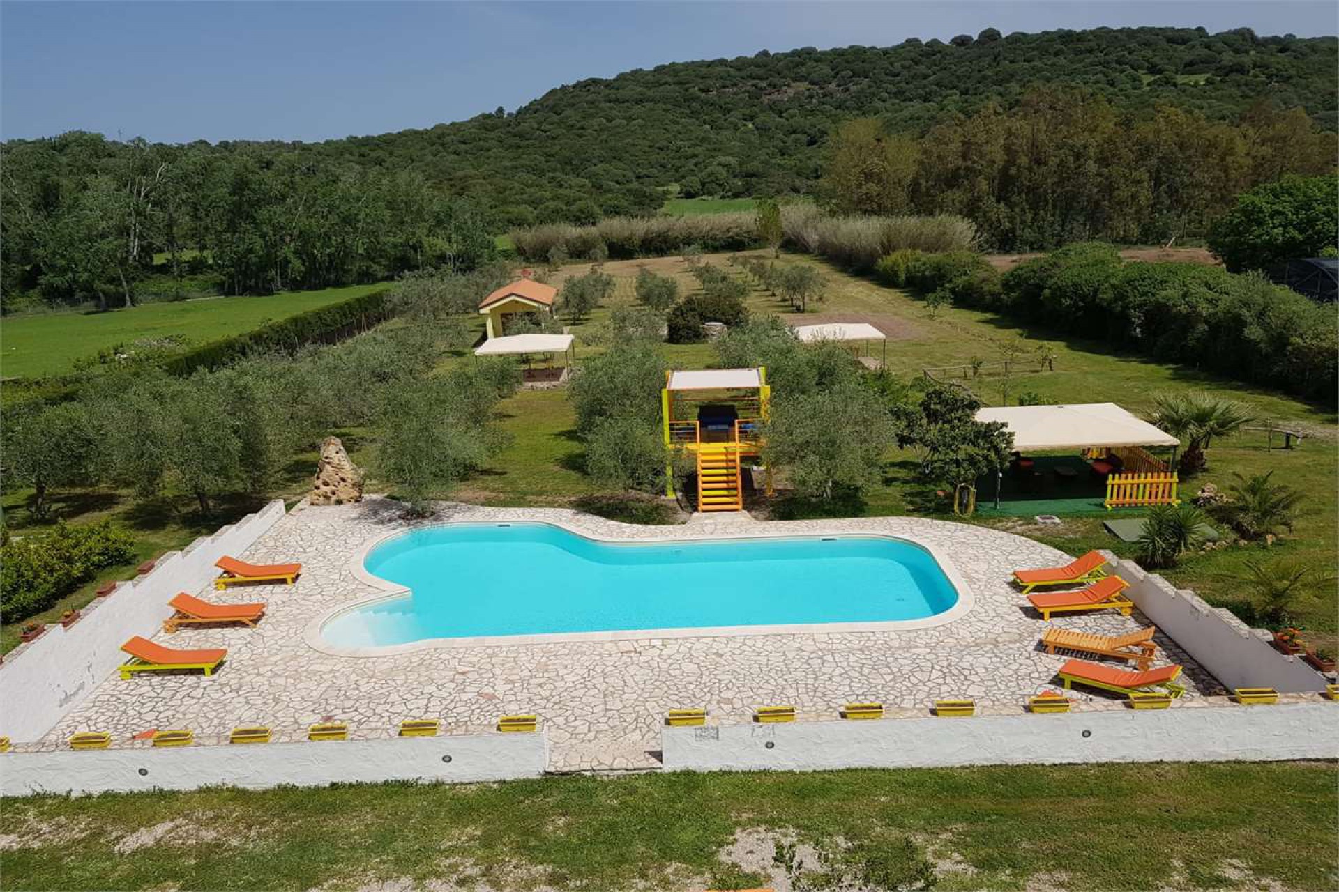 Alghero detached villa with swimming pool for sale