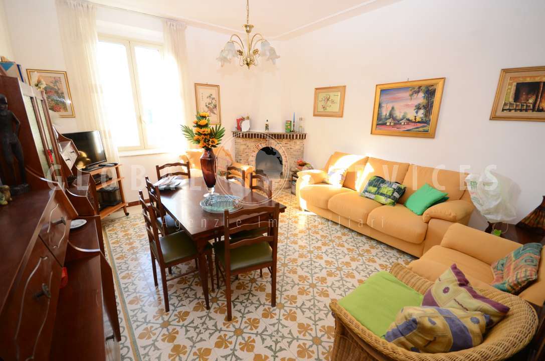 Alghero, large apartment on two levels
