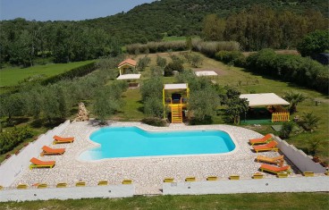 Alghero detached villa with swimming pool for sale